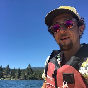 Meet your Posher, Aaron